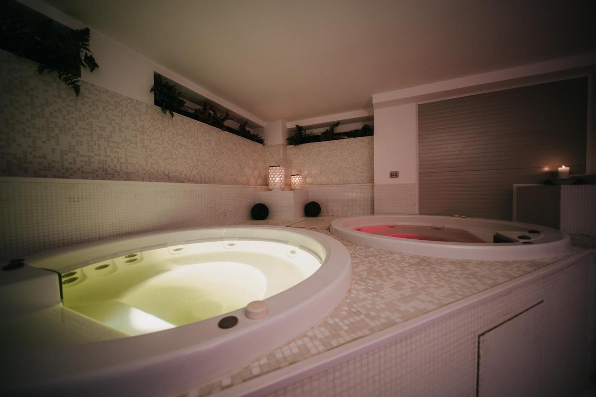 Hotel Lalla Beauty & Relax Cesenatico Ngoại thất bức ảnh